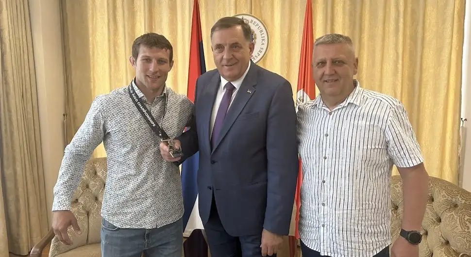 Nemanja Majdov i Milorad Dodik.webp